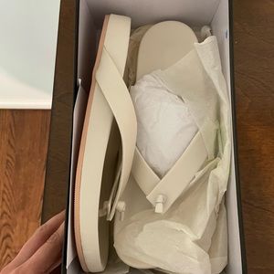 Brand New JCrew Leather FlipFlops